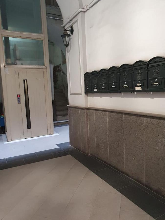 Traversa Toledo, Intero Appartamento Al Plebiscito Napoli Ngoại thất bức ảnh